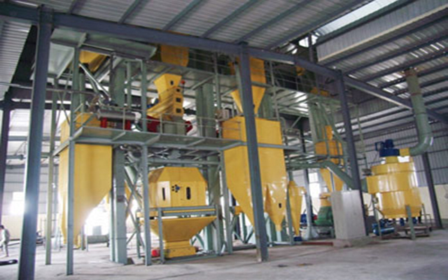 �q���2万吨饲料生��U? title=